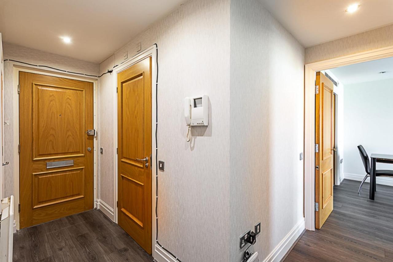 Convenient Urban Pad In Paddington Apartment Londra Exterior foto